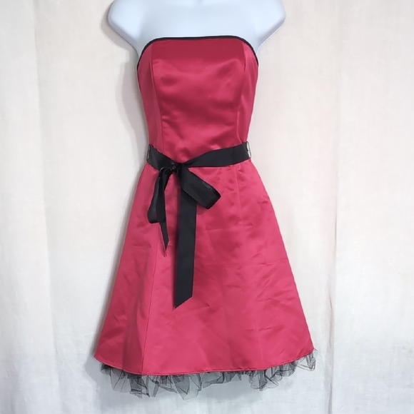 Gunne Sax by Jessica McClintock Raspberry Pink Strapless A-Line Dress Size 3/4 - Picture 1 of 8